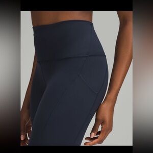 Lululemon Wunder Train Tight with Pockets